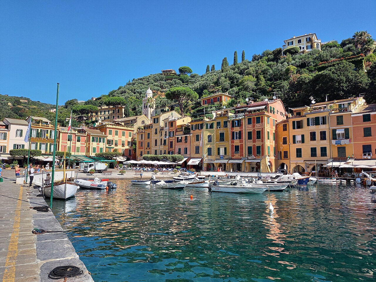 Portofino raggiungibile da Rapallo